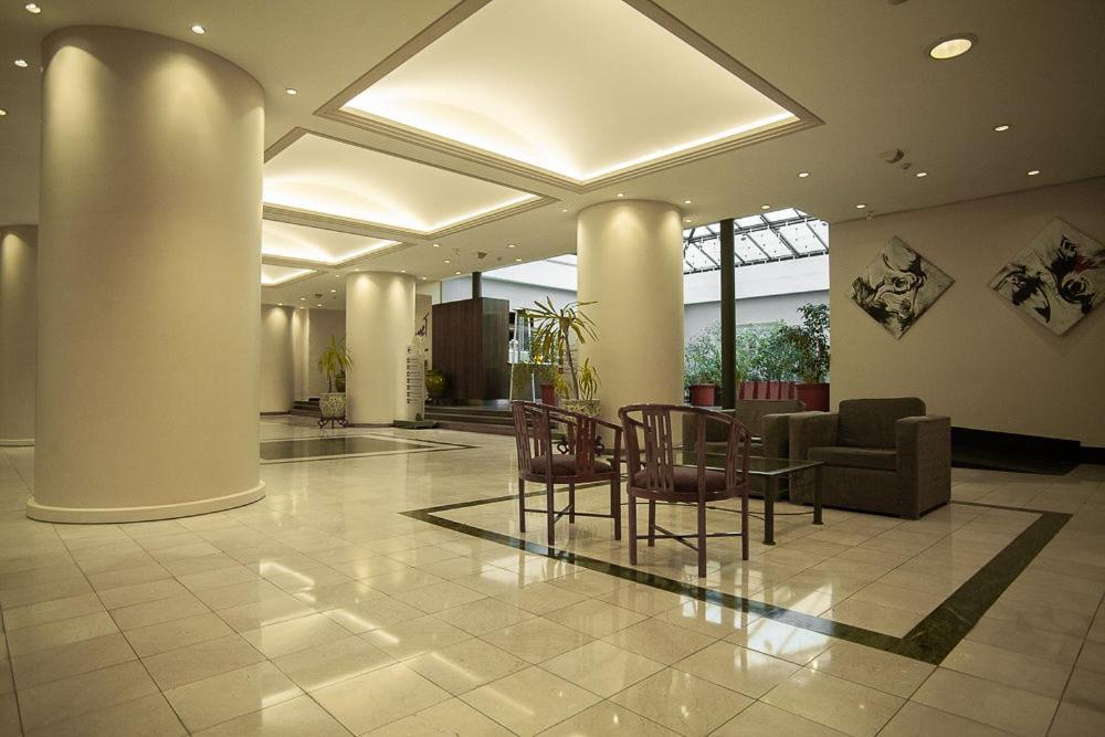 Austral Plaza Hotel Comodoro Rivadavia Exteriör bild