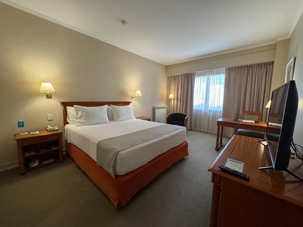 Austral Plaza Hotel Comodoro Rivadavia Exteriör bild
