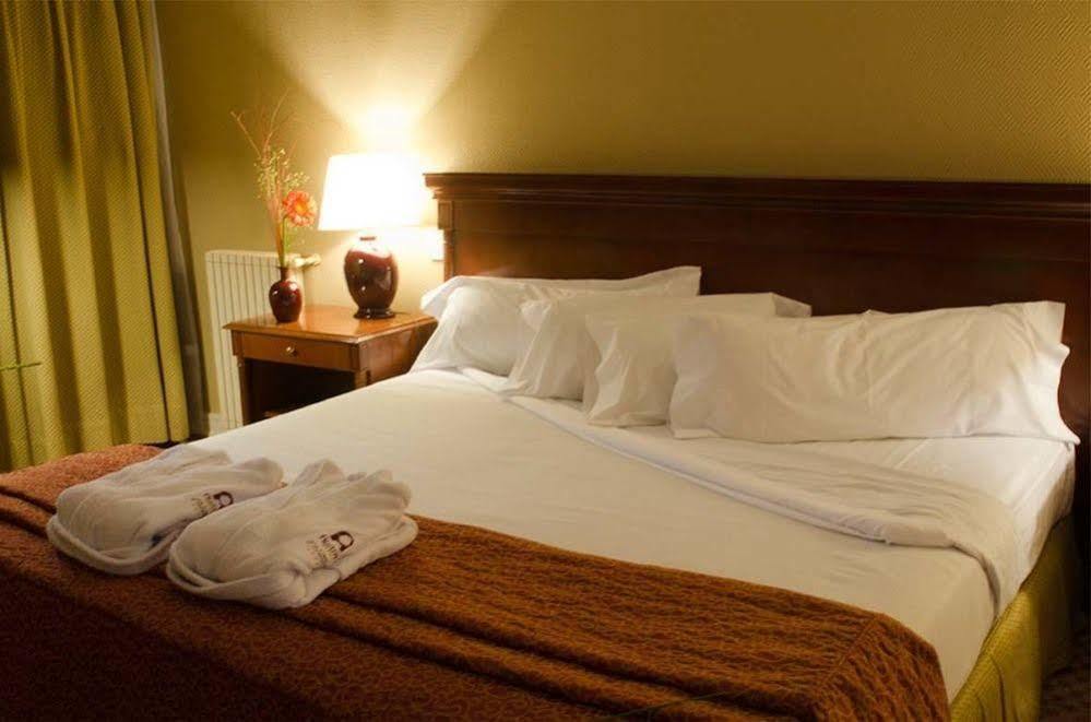 Austral Plaza Hotel Comodoro Rivadavia Exteriör bild