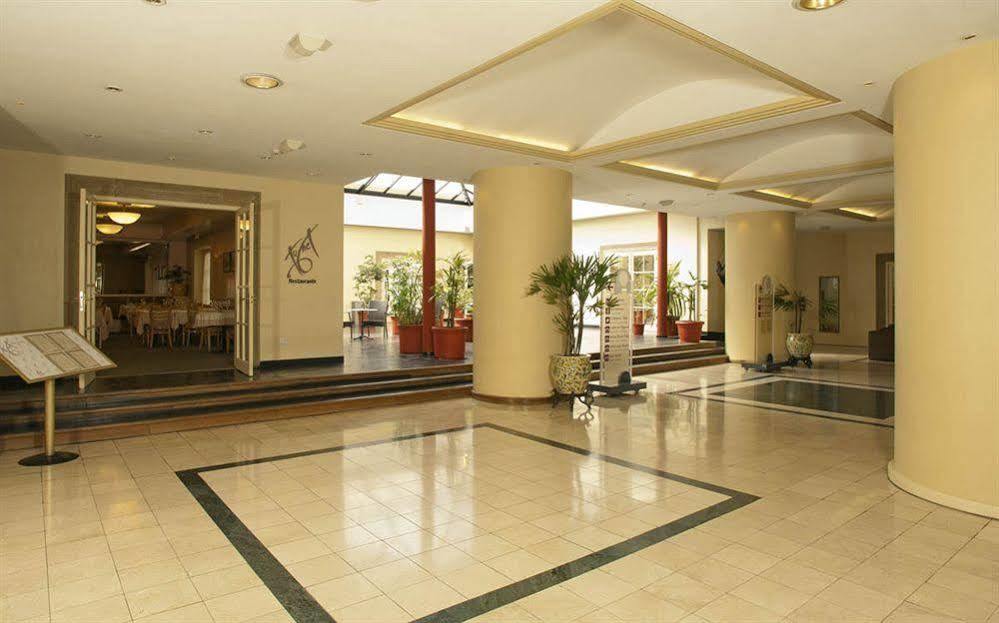 Austral Plaza Hotel Comodoro Rivadavia Exteriör bild